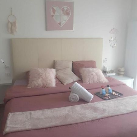 Love Room Seduction Tremblay-en-France エクステリア 写真